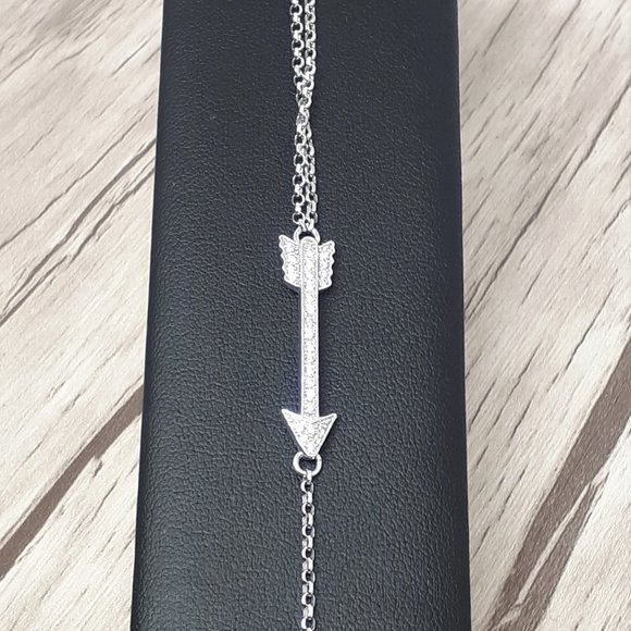 925 Sterling Silver Arrow Bracelet with Cubic Zircon - Picture 3 of 4